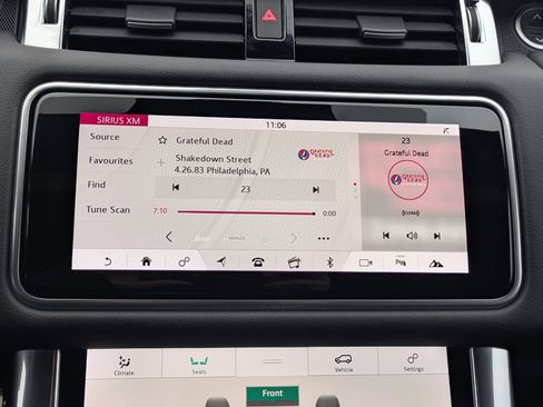 Used 2022 Land Rover Range Rover Sport HSE Silver Edition image 12