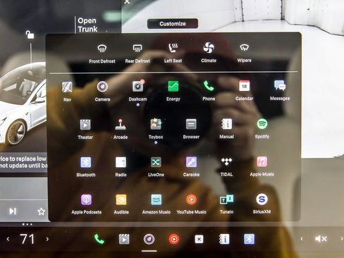 Used 2020 Tesla Model 3 Long Range image 23