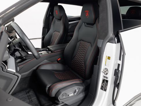 Used 2024 Lamborghini Urus S AWD/4WD image 16