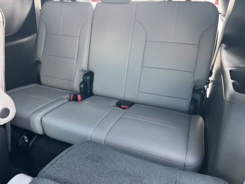 New 2025 GMC Acadia Elevation w/ Elevation Premium Package image 20