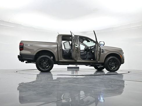 New 2025 Ford Ranger Lariat w/ Black Appearance Package image 50