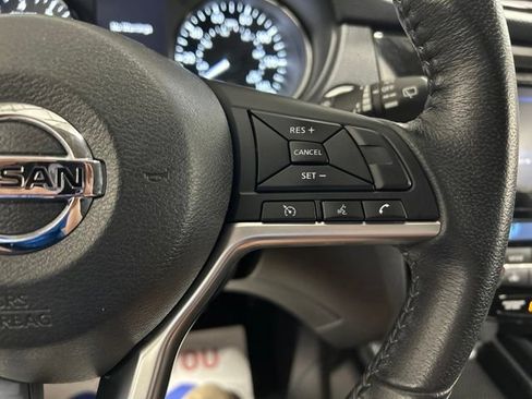 Used 2020 Nissan Rogue SV AWD/4WD image 27