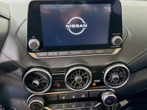 Used 2025 Nissan Sentra SV image 18