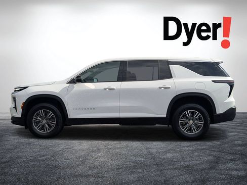 Used 2024 Chevrolet Traverse LS AWD/4WD image 7