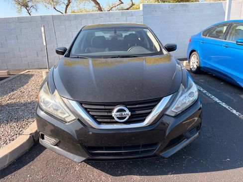 Used 2018 Nissan Altima 2.5 S w/ S Convenience Package FWD image 3