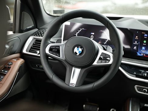 New 2026 BMW X5 xDrive40i w/ M Sport Package image 29