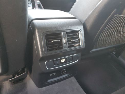 Used 2021 Audi Q5 Premium image 13