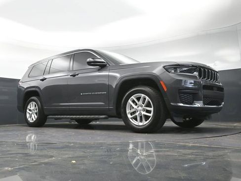 Used 2023 Jeep Grand Cherokee L Laredo w/ Luxury Tech Group I AWD/4WD image 36