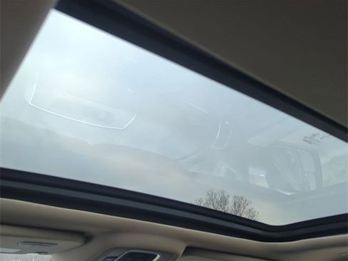 Used 2019 RAM 1500 Laramie image 23