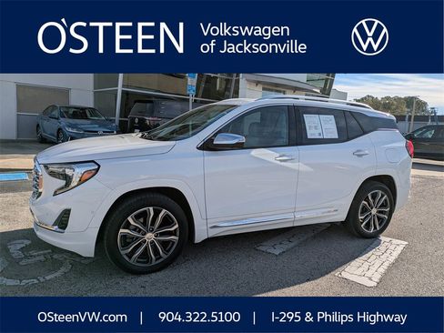 Used 2020 GMC Terrain Denali w/ Denali Premium Package image 1