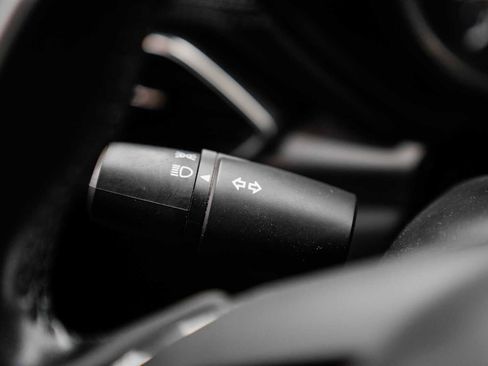 Used 2019 MAZDA CX-5 Touring image 19