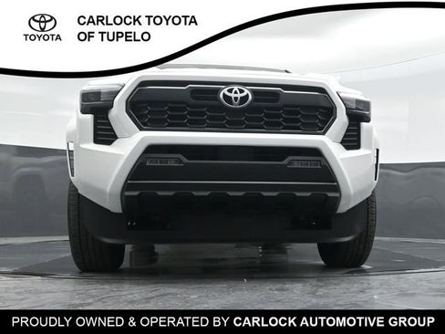 Used 2025 Toyota Tacoma TRD Sport image 33