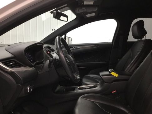 Used 2018 Lincoln MKC Premiere image 5