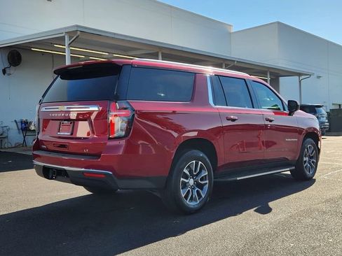 Certified 2021 Chevrolet Suburban LT w/ Rear Media and Nav Package image 4