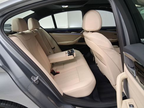 Used 2023 BMW 530e w/ Premium Package RWD image 35