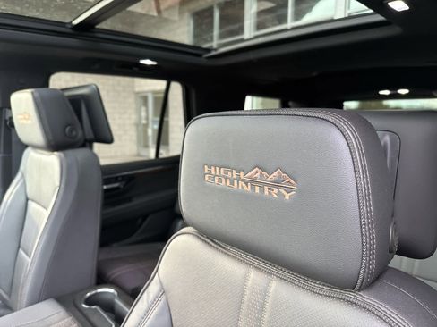 Used 2025 Chevrolet Tahoe High Country image 55