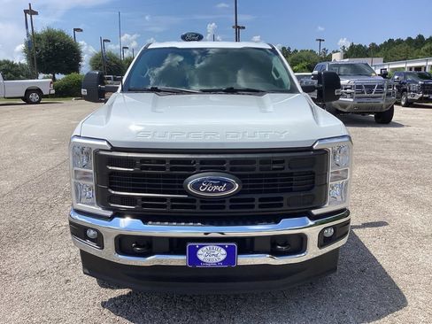 Used 2024 Ford F250 XL w/ FX4 Off-Road Package AWD/4WD image 2