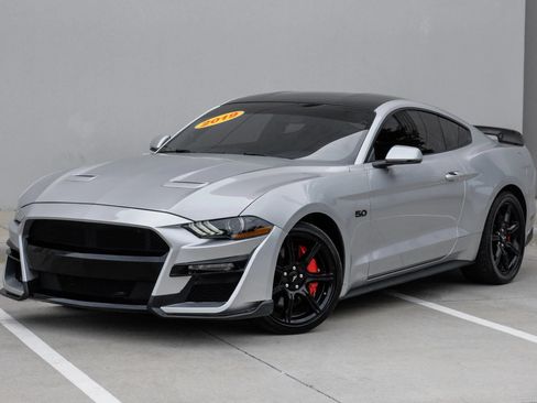 Used 2019 Ford Mustang GT Premium w/ Carbon Sport Interior Package RWD image 6