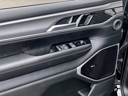 New 2026 Jeep Grand Wagoneer L Limited image 30