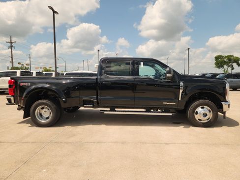 New 2026 Ford F350 XLT w/ XLT Premium Package AWD/4WD image 7