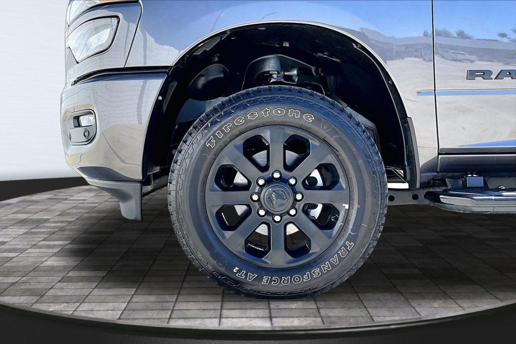 Certified 2026 RAM 2500 Big Horn AWD/4WD image 32