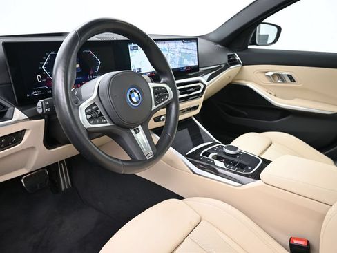 Used 2023 BMW 330e w/ M Sport Package RWD image 4