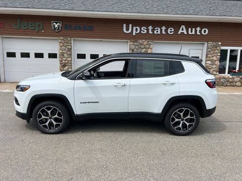 New 2026 Jeep Compass Limited AWD/4WD image 8