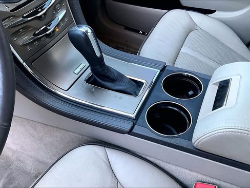 Used 2014 Lincoln MKX FWD w/ Equipment Group 101A image 16