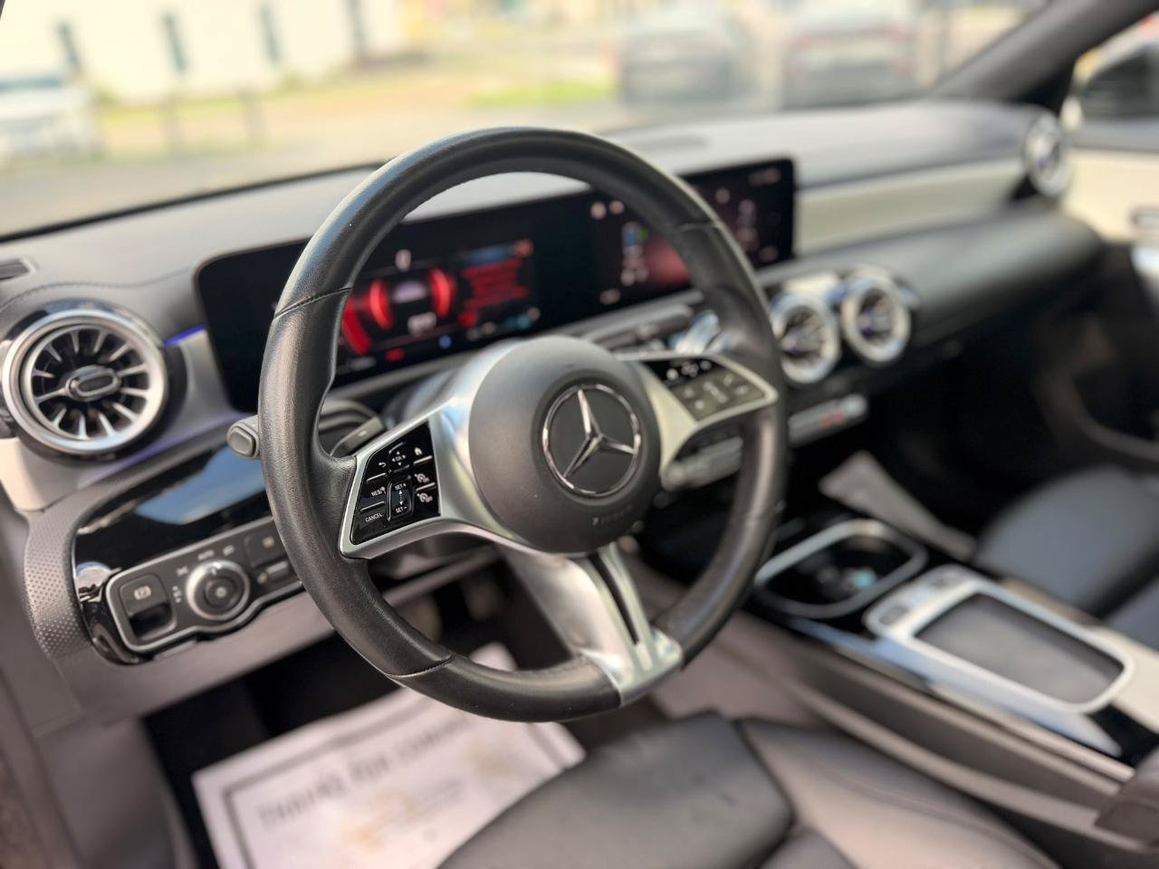 Used 2025 Mercedes-Benz CLA 250 image 12