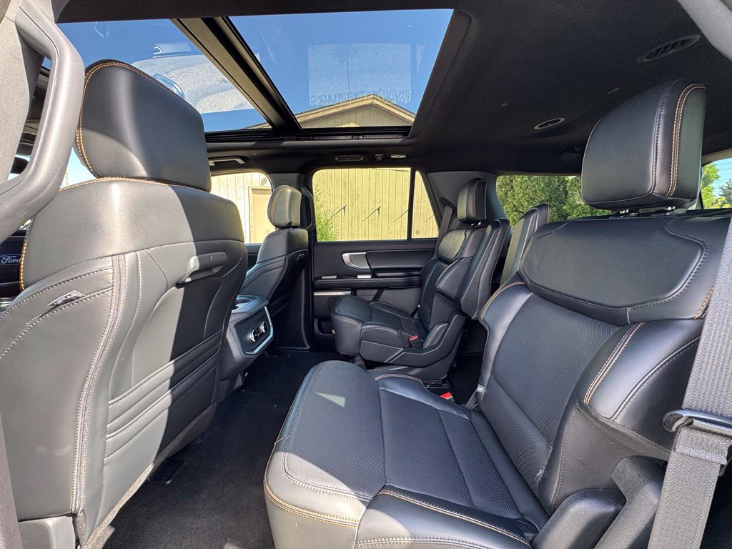 Used 2025 Ford Expedition Tremor AWD/4WD image 30