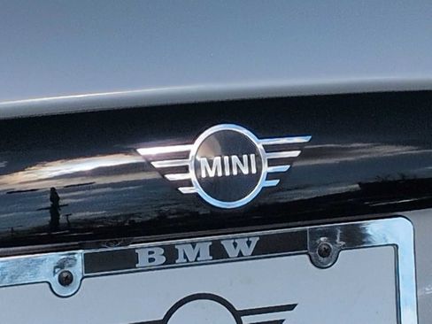 Certified 2023 MINI Cooper S w/ Signature Upholstery Package image 11