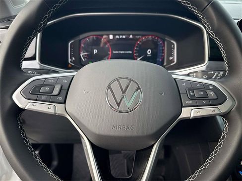 New 2026 Volkswagen Taos SEL AWD/4WD image 16
