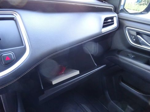 Used 2021 GMC Yukon AT4 w/ AT4 Premium Plus Package AWD/4WD image 30