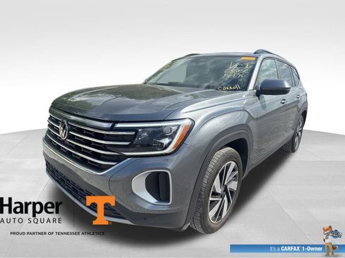 Used 2024 Volkswagen Atlas SE w/ Panoramic Sunroof Package image 1