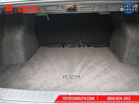 Used 2025 Nissan Versa SV image 22