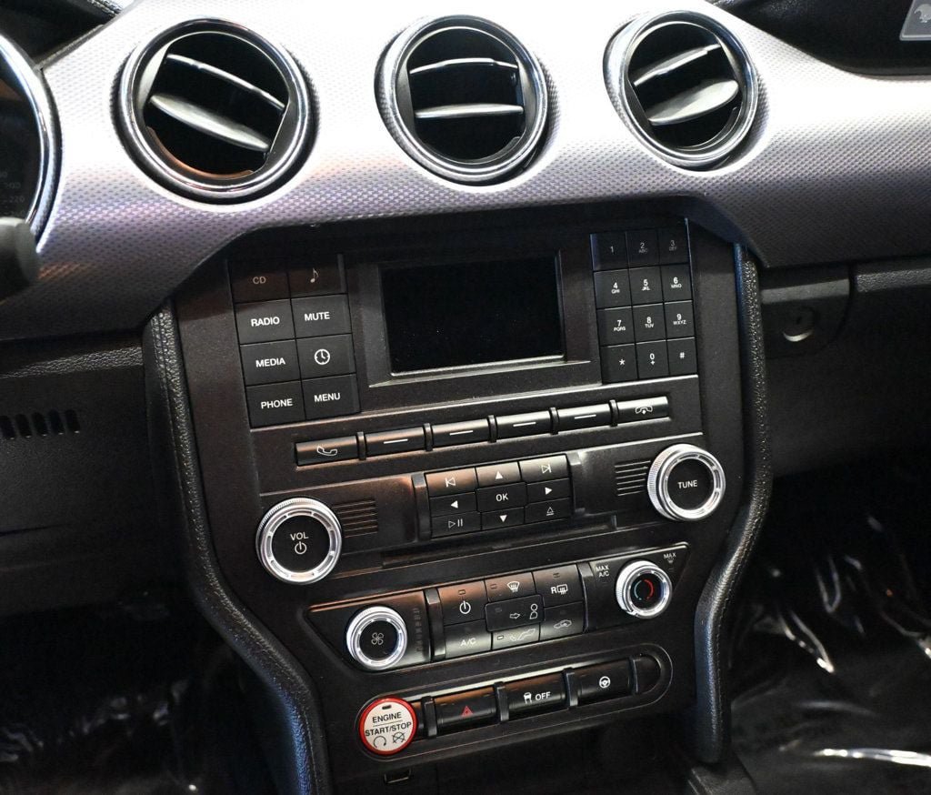 Used 2015 Ford Mustang GT RWD image 13