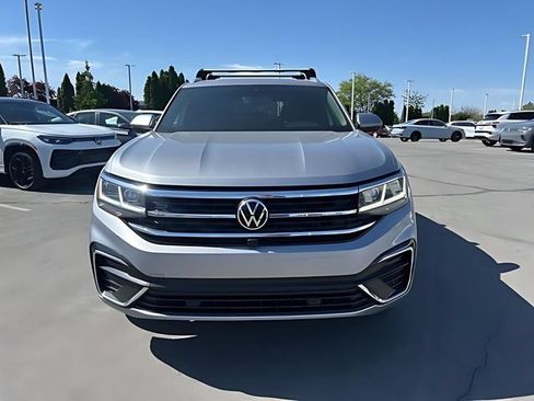 Used 2023 Volkswagen Atlas Cross Sport SEL Premium R-Line AWD/4WD image 8