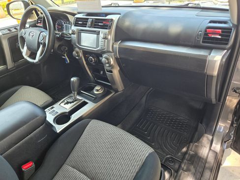 Used 2019 Toyota 4Runner SR5 AWD/4WD image 24
