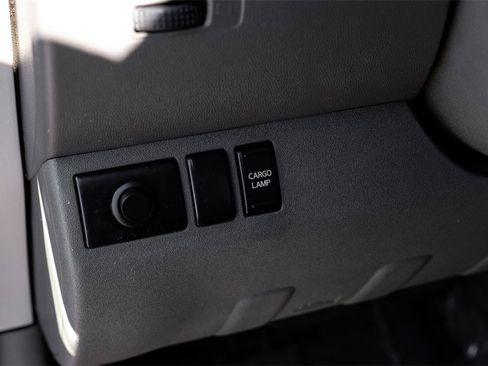 Used 2019 Nissan Frontier S image 24