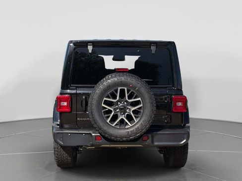New 2026 Jeep Wrangler Unlimited Sahara AWD/4WD image 5
