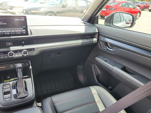 Used 2025 Honda CR-V Sport-L image 23