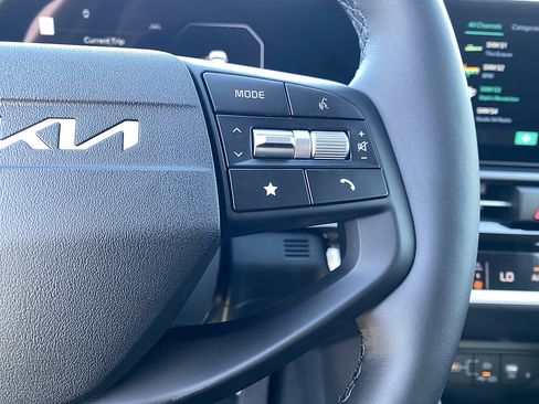 New 2026 Kia Sportage SX FWD image 14