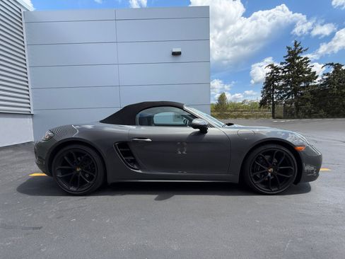 Certified 2025 Porsche 718 Boxster RWD image 12