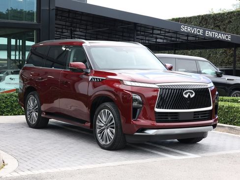 Certified 2025 INFINITI QX80 Luxe RWD image 2
