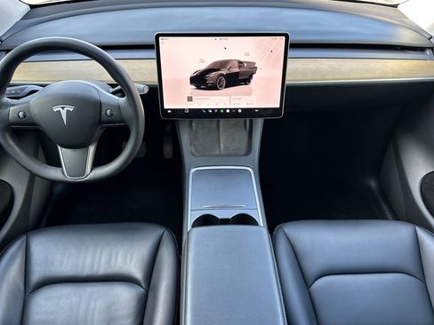 Used 2023 Tesla Model Y Long Range AWD/4WD image 12