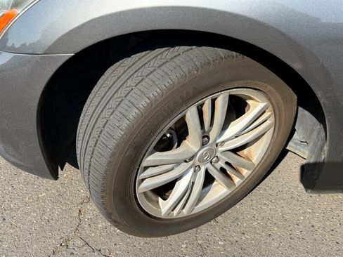 Used 2013 INFINITI G37 x w/ Premium Pkg image 7