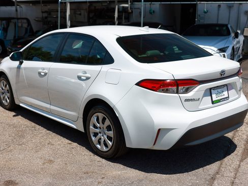 Used 2024 Toyota Corolla LE FWD image 8