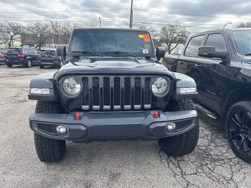 Used 2021 Jeep Gladiator Rubicon w/ Cold Weather Group image 2