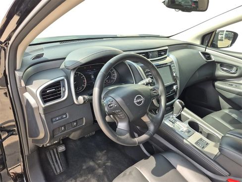 Used 2023 Nissan Murano SV image 15