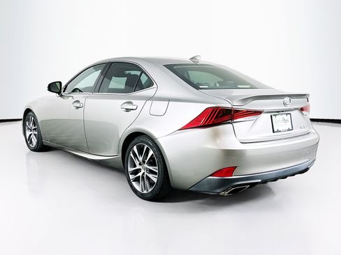 Used 2018 Lexus IS 300 w/ Accessory Package 2 RWD image 5